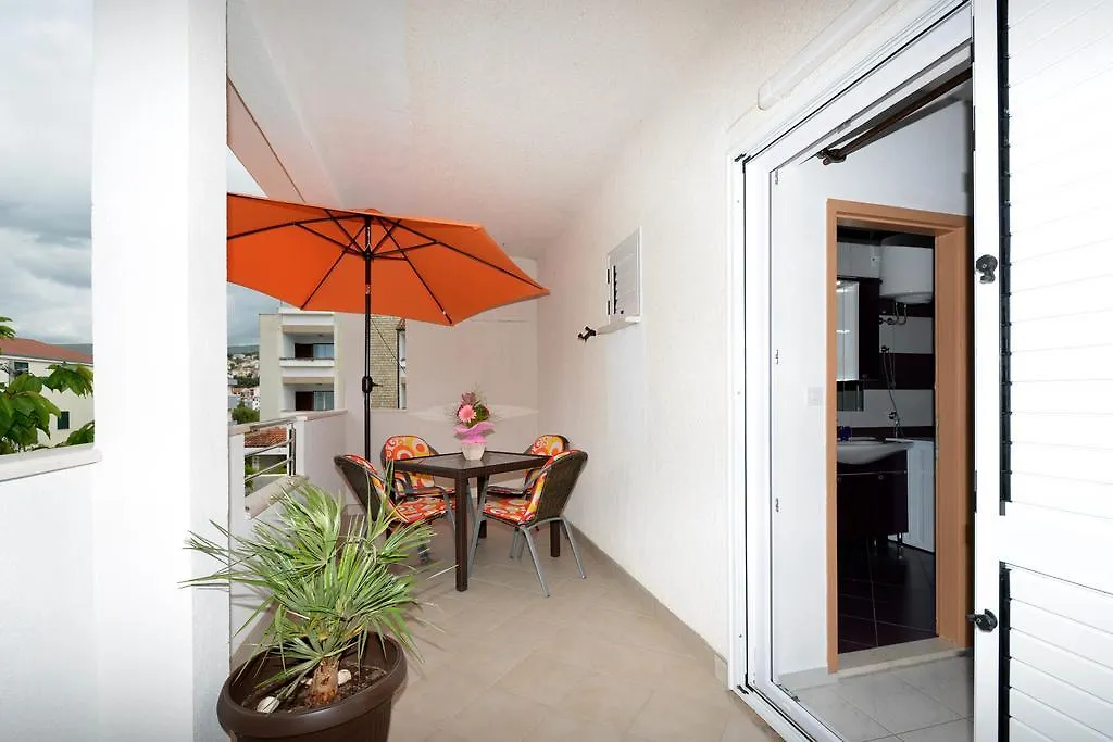 Apartments Maslina Trogir 0*,