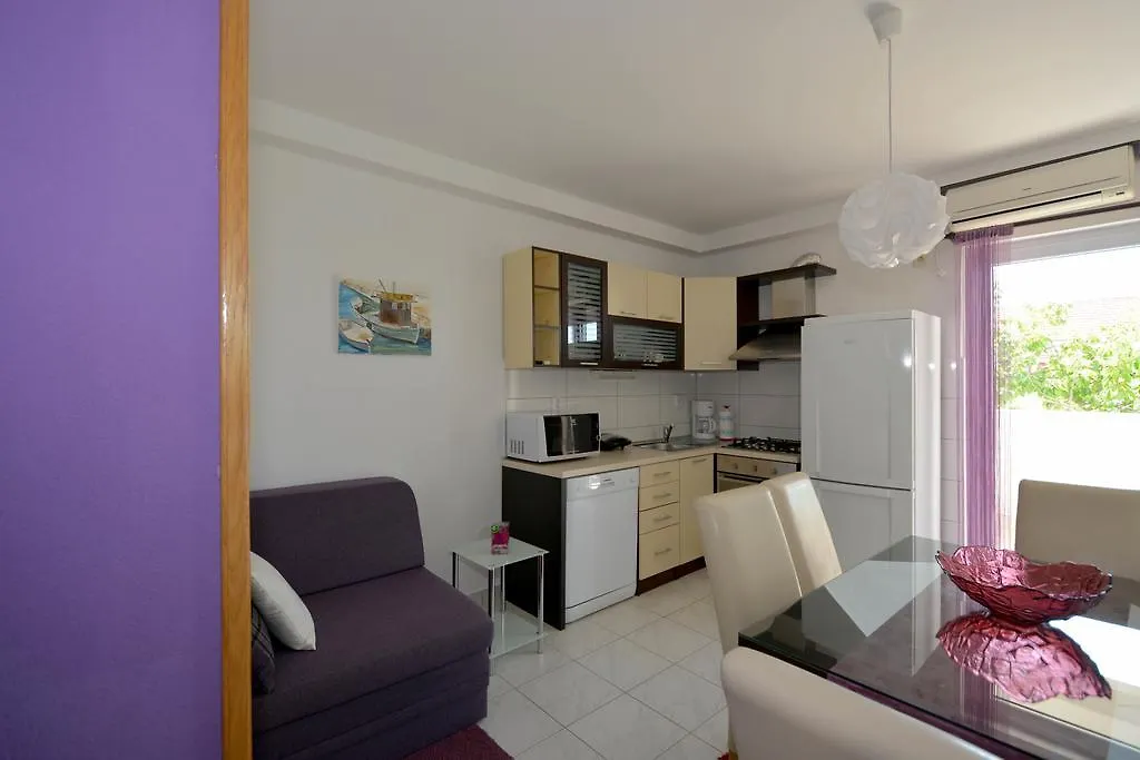Apartments Maslina Trogir
