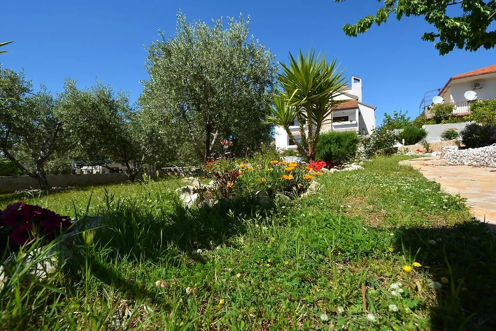 Apartments Maslina Trogir 0*,
