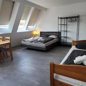 hotellátogatás