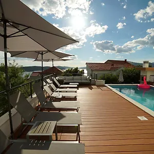 https://apartments-gazebo.splithotels.org